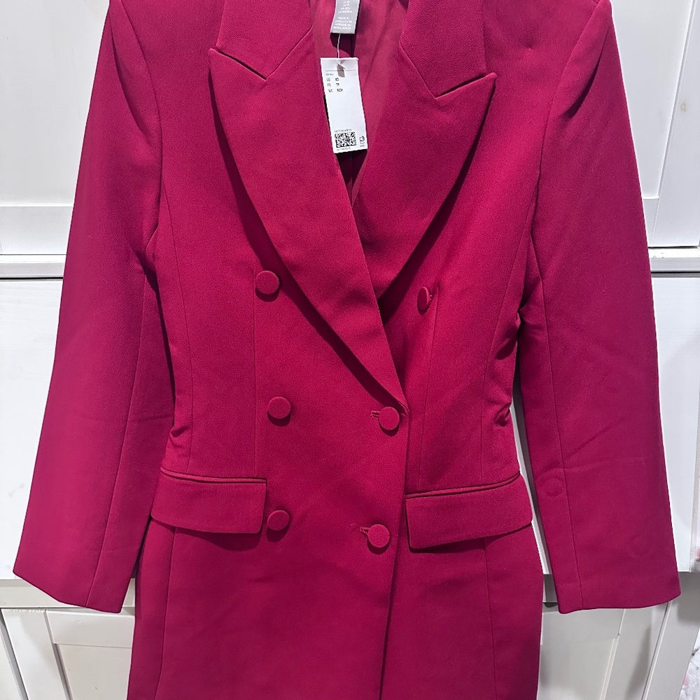 New with tags H&M tuxedo dress